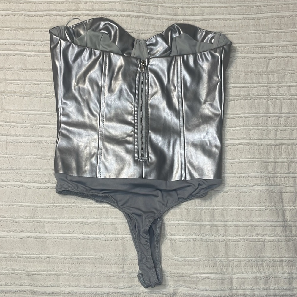 Valentina Metallic PU Corset Bodysuit - Silver. NWT Size Small - Picture 6 of 10